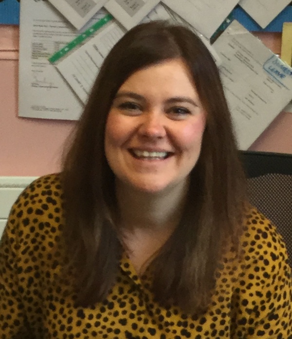 Mrs Alison Miller